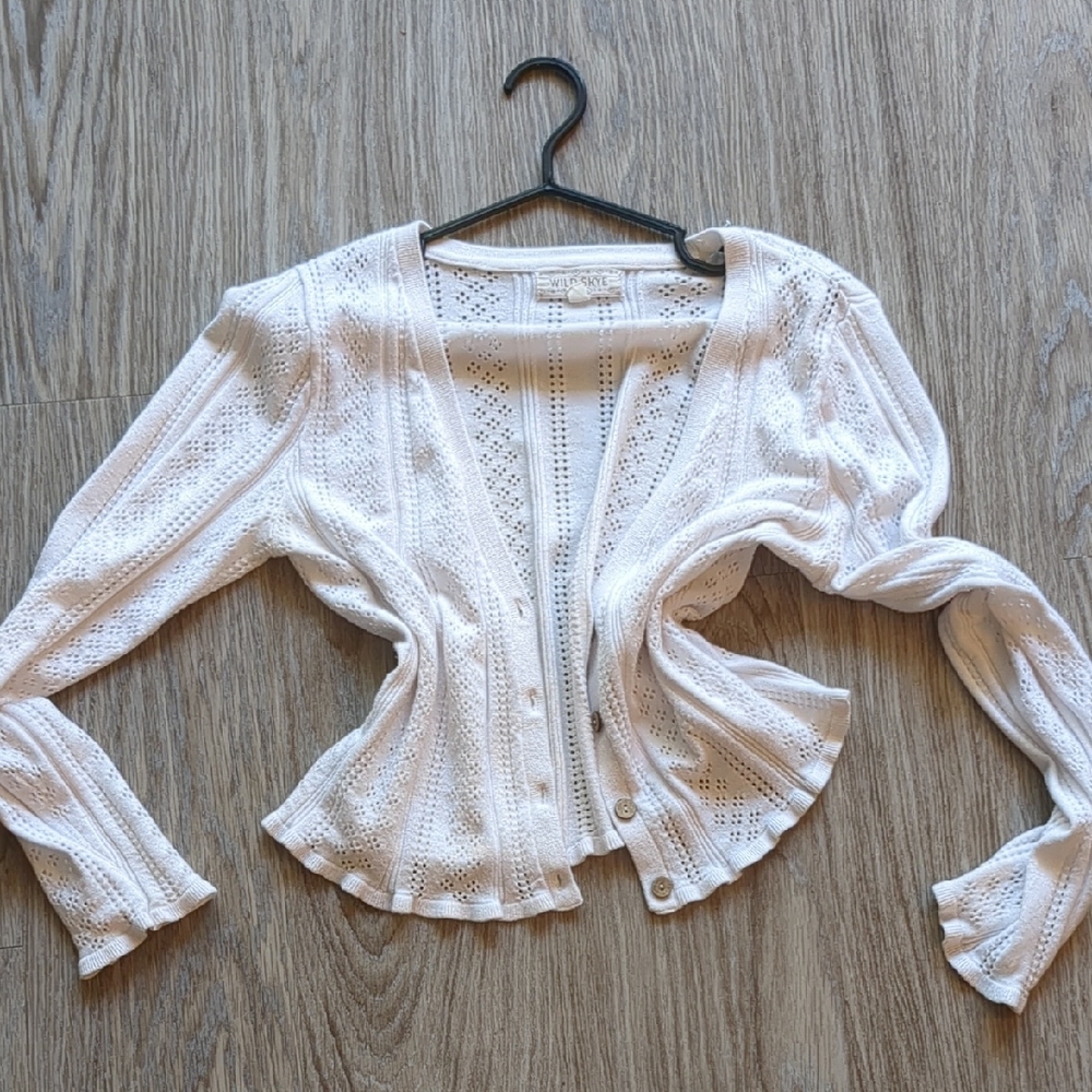 XL Cropped Cardigan Wild Skype Women's White Knit *Defect Shoulder*